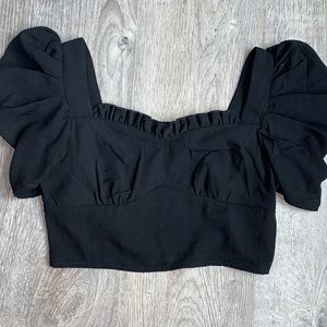 Black crop top!